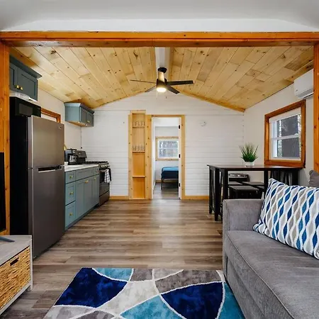 Cozy Cottage On Arbutus Lake Traverse Stadt Exterior foto